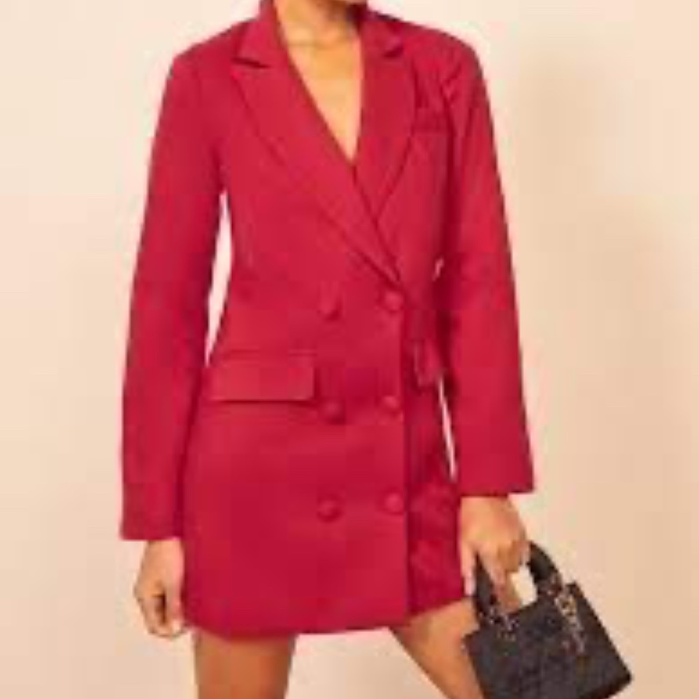 New without tags never worn Reformation blazer.